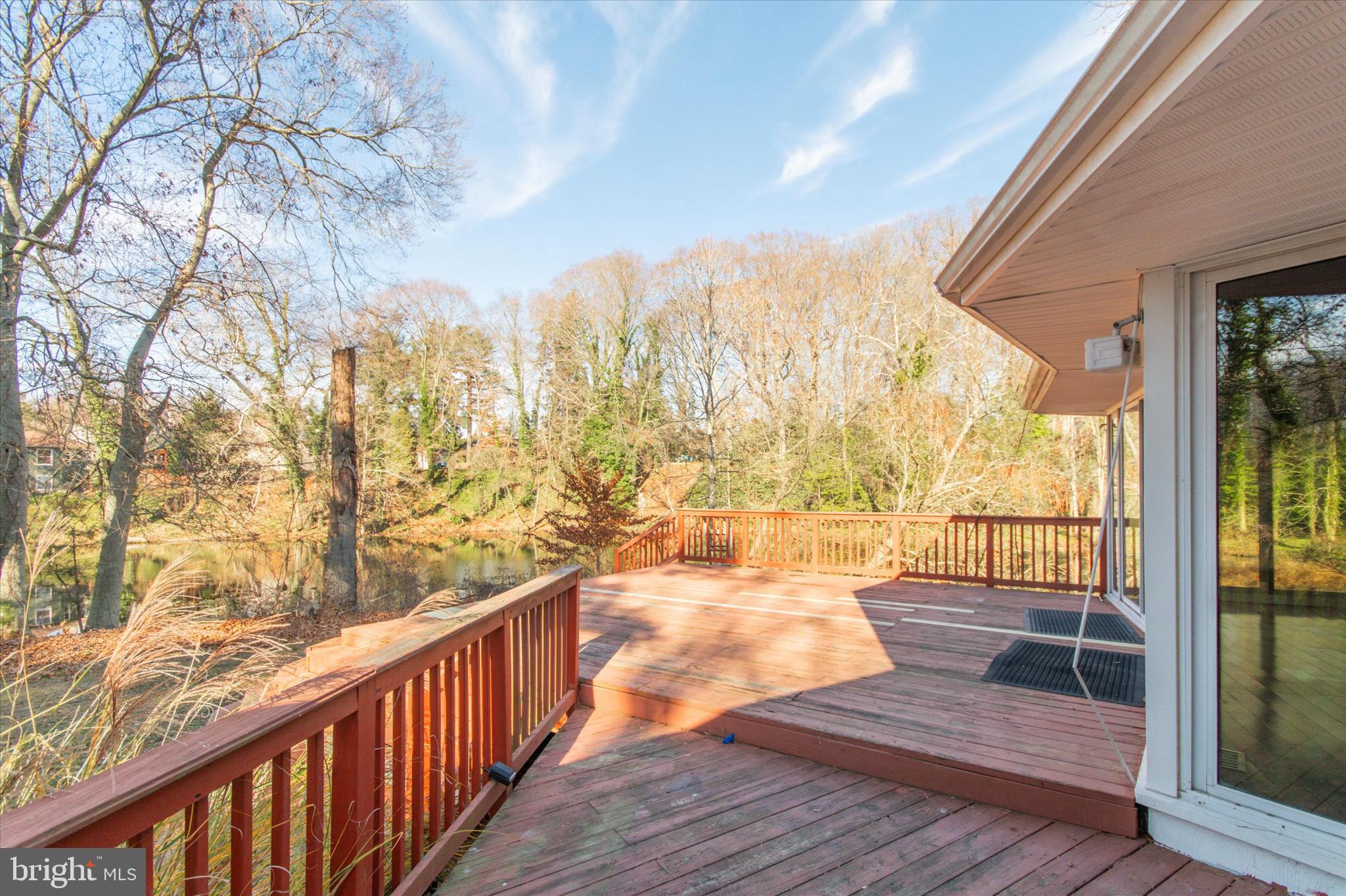 445 Lake Boulevard Lindenwold, NJ 08021 - Photo 4 of 28