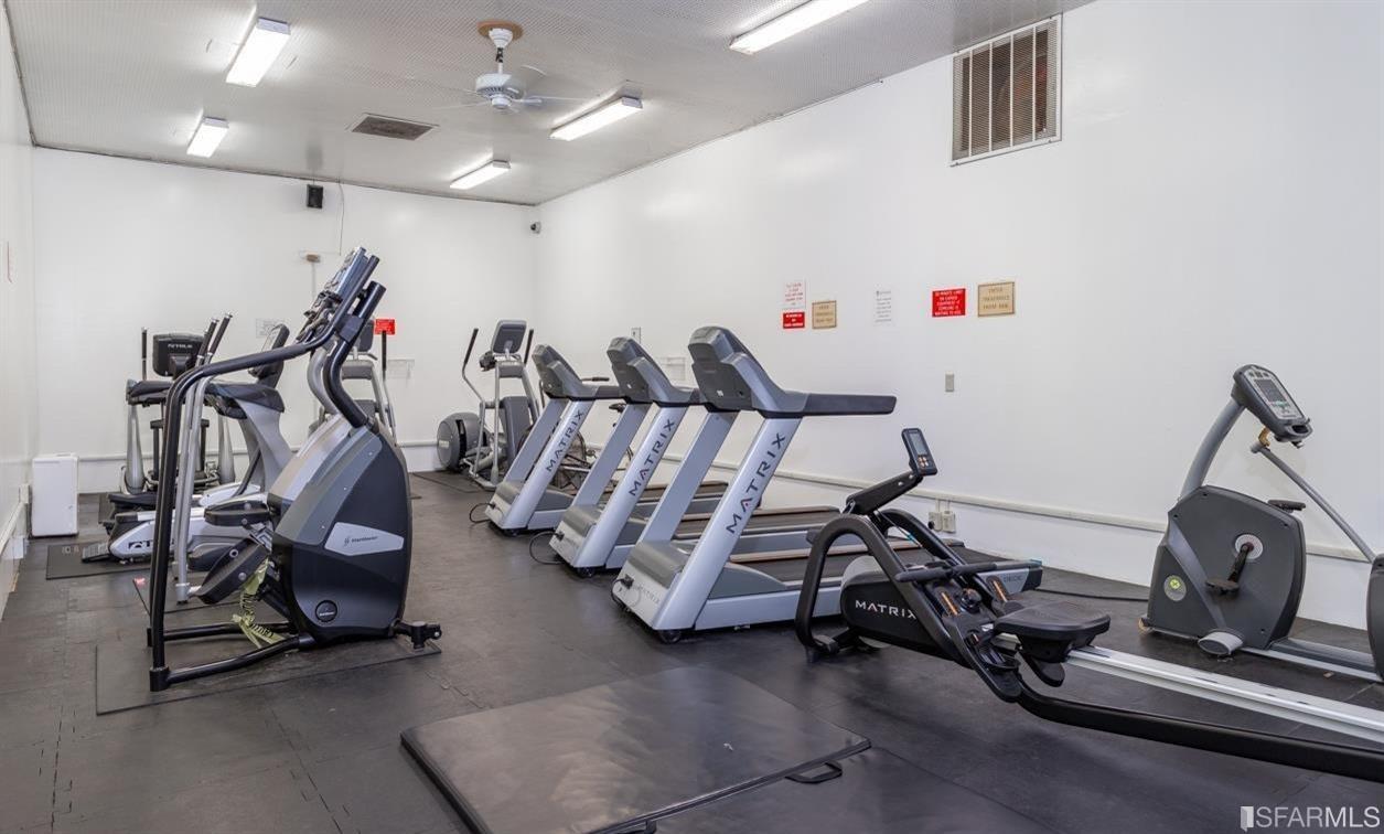 6 Commodore Drive, Unit C338 Emeryville, CA 94608 - Photo 24 of 37