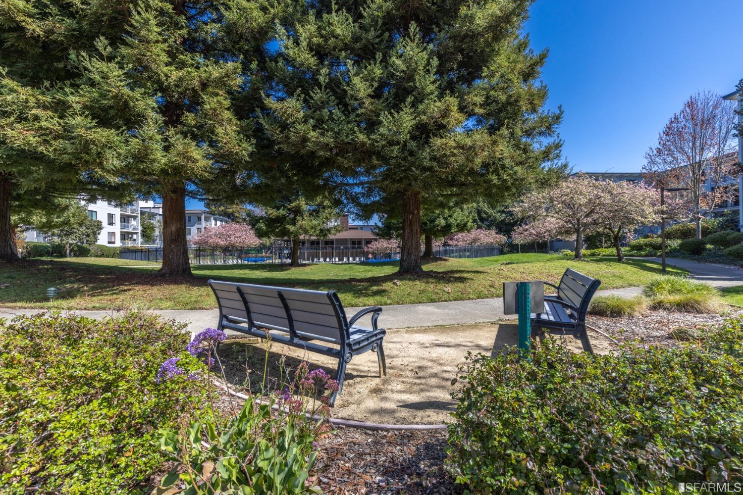 6 Commodore Drive, Unit C338 Emeryville, CA 94608 - Photo 27 of 37