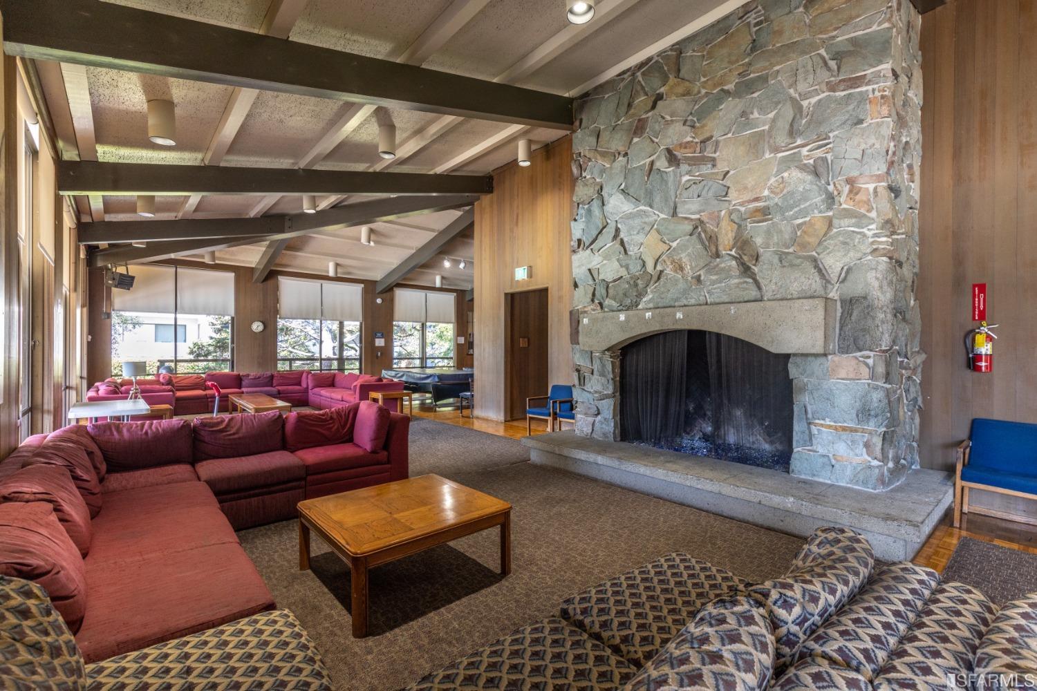 6 Commodore Drive, Unit C338 Emeryville, CA 94608 - Photo 31 of 37