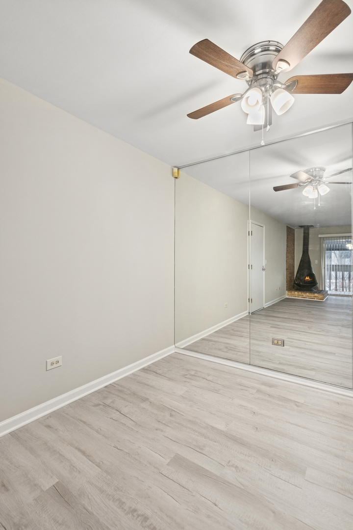 6185 Pinewood Court, Unit 202 Willowbrook, IL 60527 - Photo 14 of 20