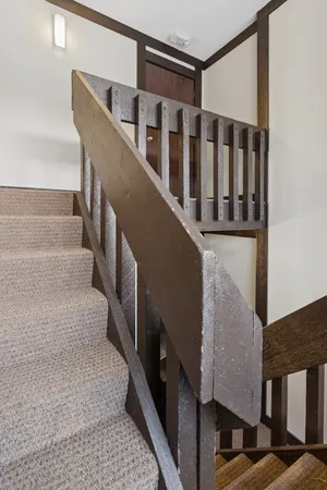 $2,200 | 6185 Pinewood Court, Unit 202, Willowbrook, IL 60527