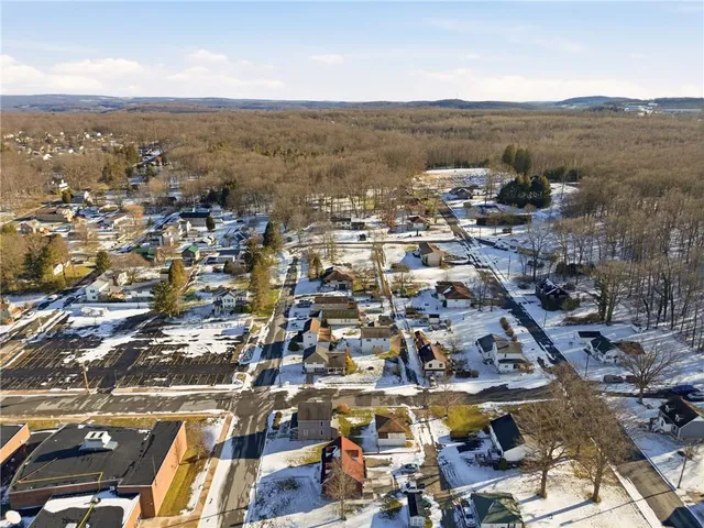 $59,900 | 503 Ohio Street, Unit R, Boswell, PA 15531