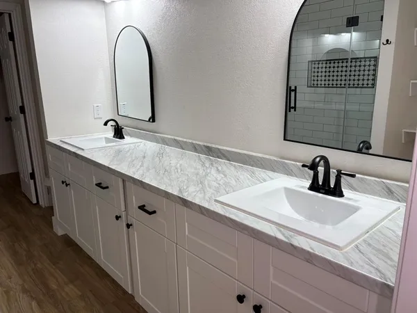 $3,000 | 2801 Country Villa Circle, Carrollton, TX 75006