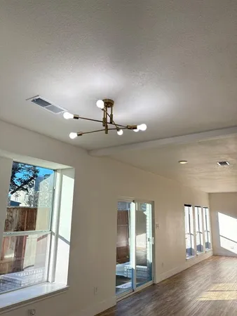 $3,000 | 2801 Country Villa Circle, Carrollton, TX 75006