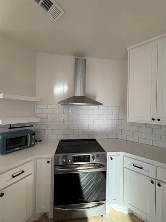 $3,000 | 2801 Country Villa Circle, Carrollton, TX 75006