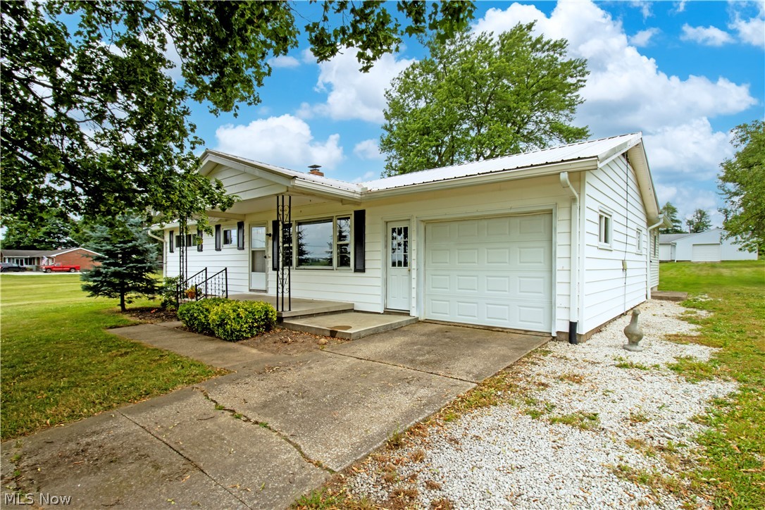 11748 Steiner Road Rittman, OH 44270 - Photo 2 of 30 Gallery Image 2