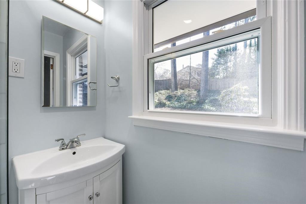 1391 Willivee Drive Decatur, GA 30033 - Photo 17 of 35