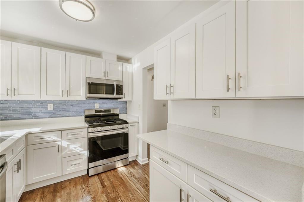 1391 Willivee Drive Decatur, GA 30033 - Photo 5 of 35