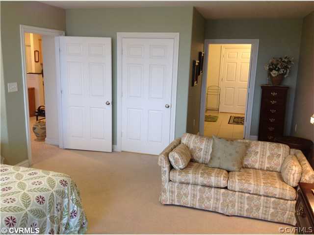 204 Sandbridge Road, Unit 206 Virginia Beach, VA 23456 - Photo 14 of 24 Master Bedroom - Master bedroom with sitting area