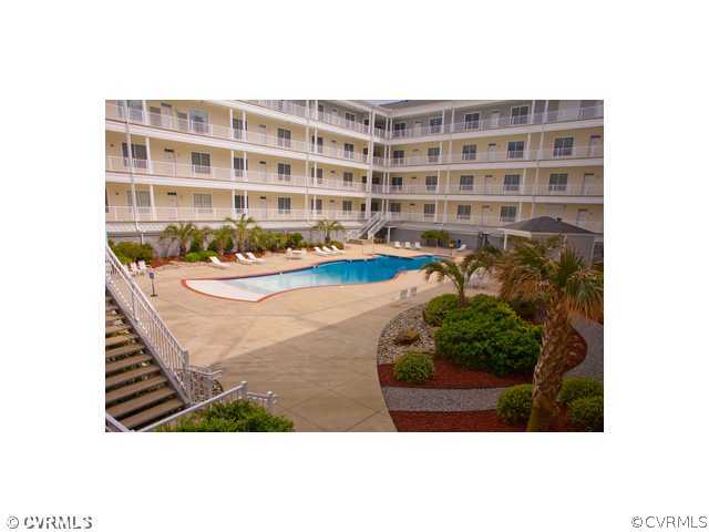 204 Sandbridge Road, Unit 206 Virginia Beach, VA 23456 - Photo 24 of 24 Pool