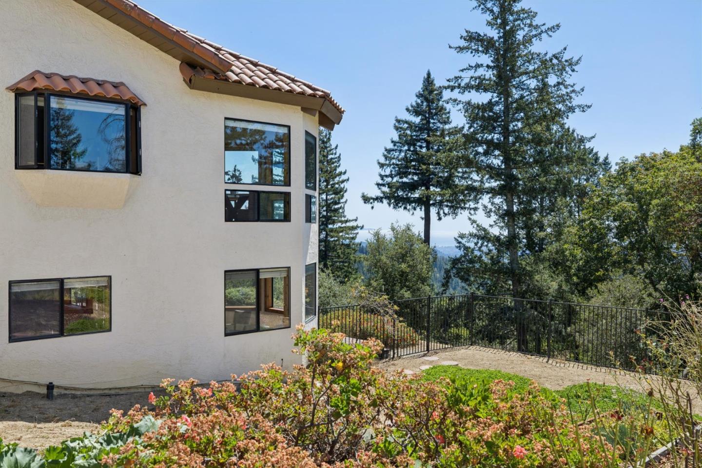 600 Ridge Top Road Los Gatos, CA 95033 - Photo 46 of 55 Gallery Image 46