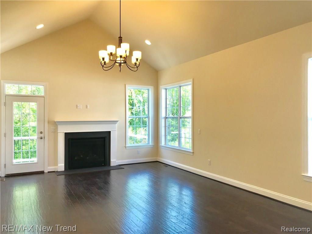 42932 Cardinal Way Novi, MI 48375 - Photo 6 of 22