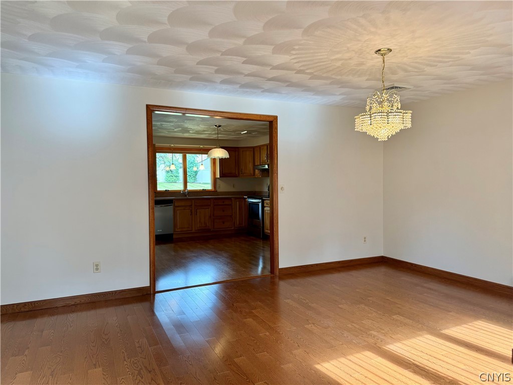 155 Valley View Road New Hartford, NY 13413 - Photo 13 of 50 Gallery Image 13