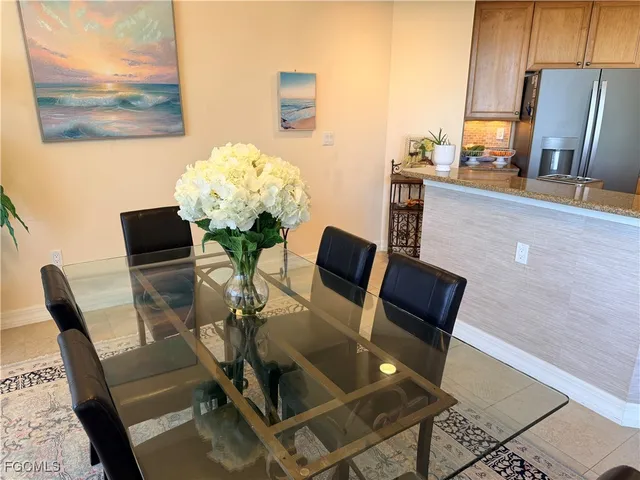 a view of livingroom with furniture and windows