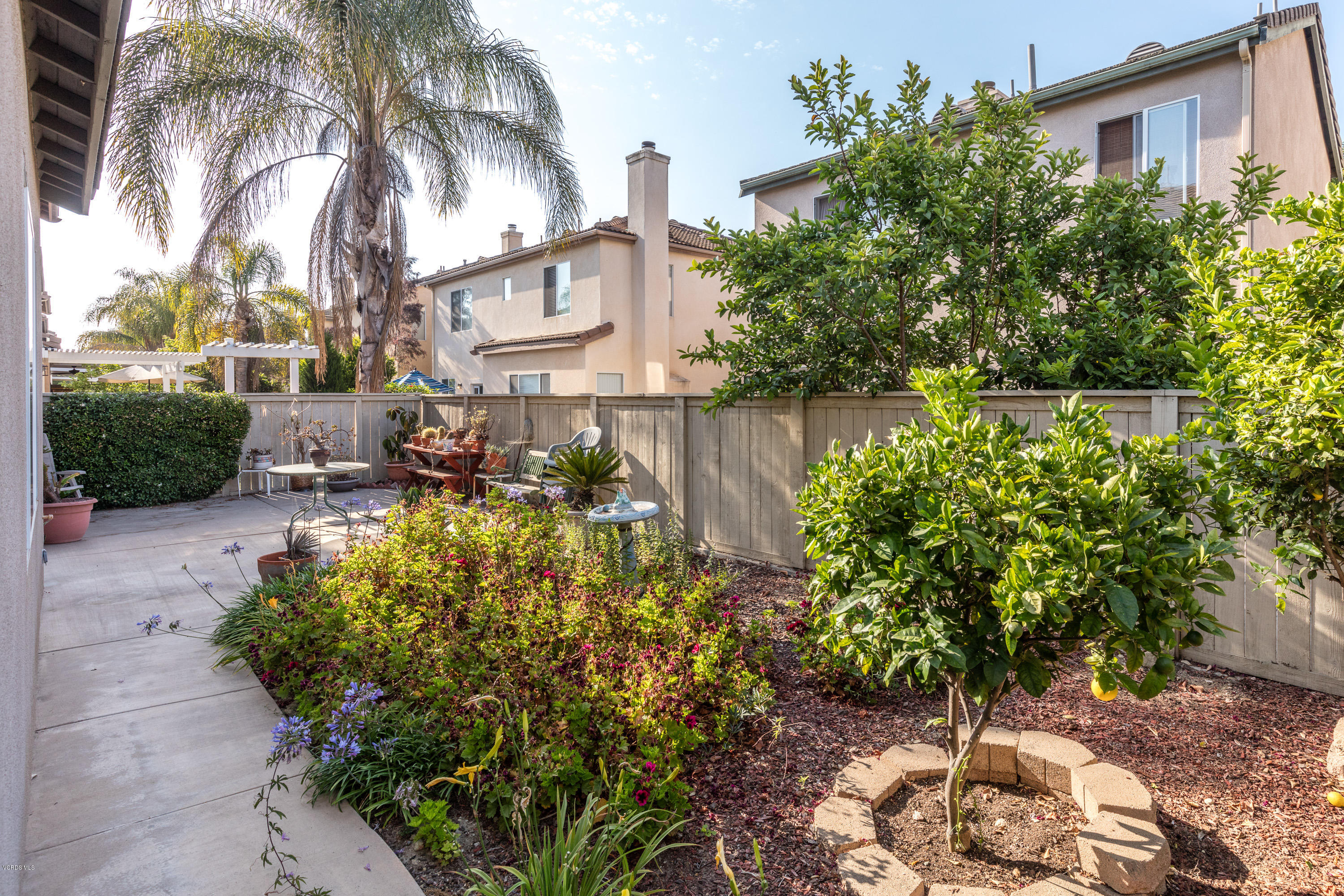1910 Ribera Drive Oxnard, CA 93030 - Photo 17 of 18 1910 Ribera Dr-1574