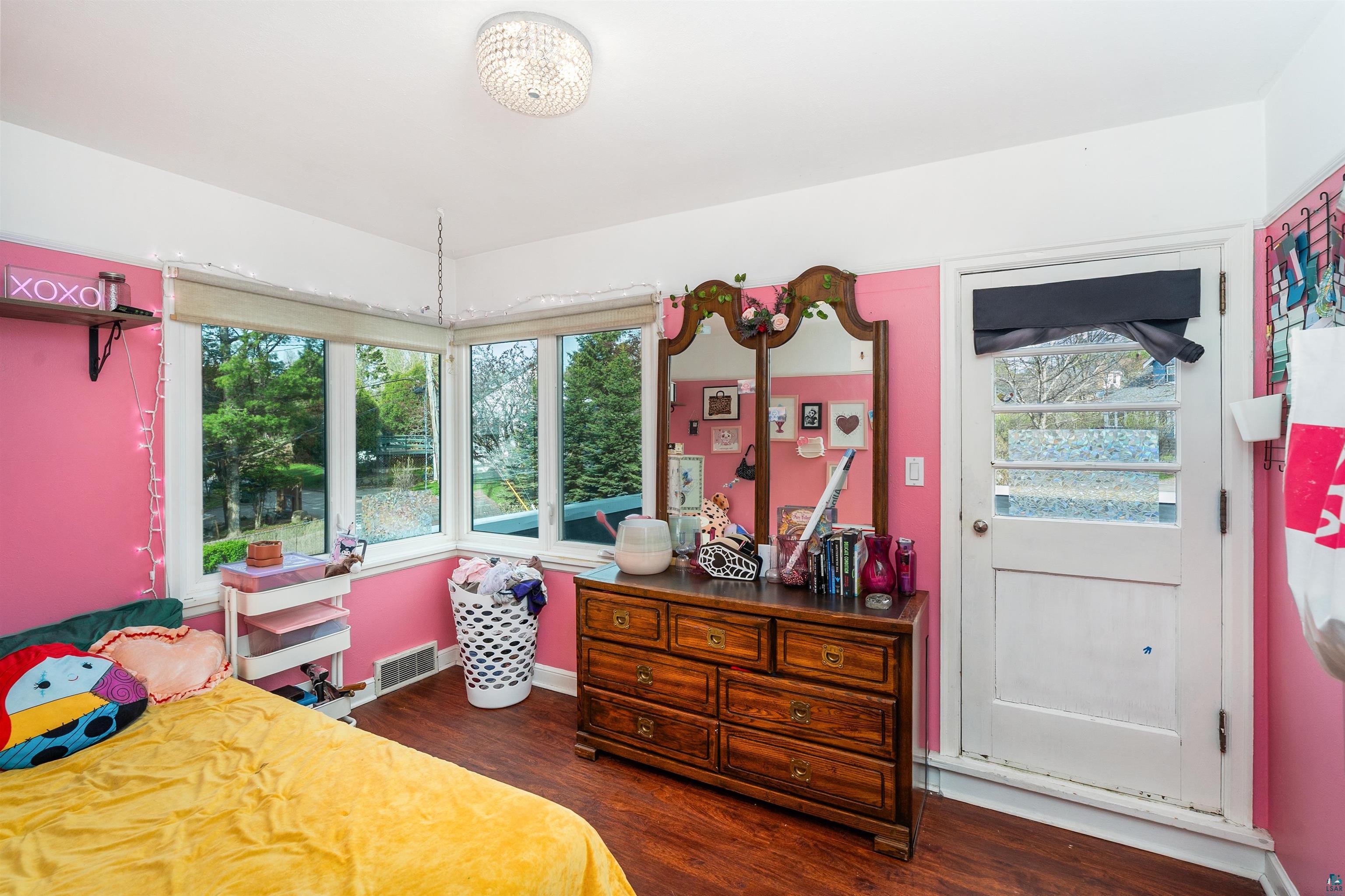 4631 London Road Duluth, MN 55804 - Photo 47 of 58