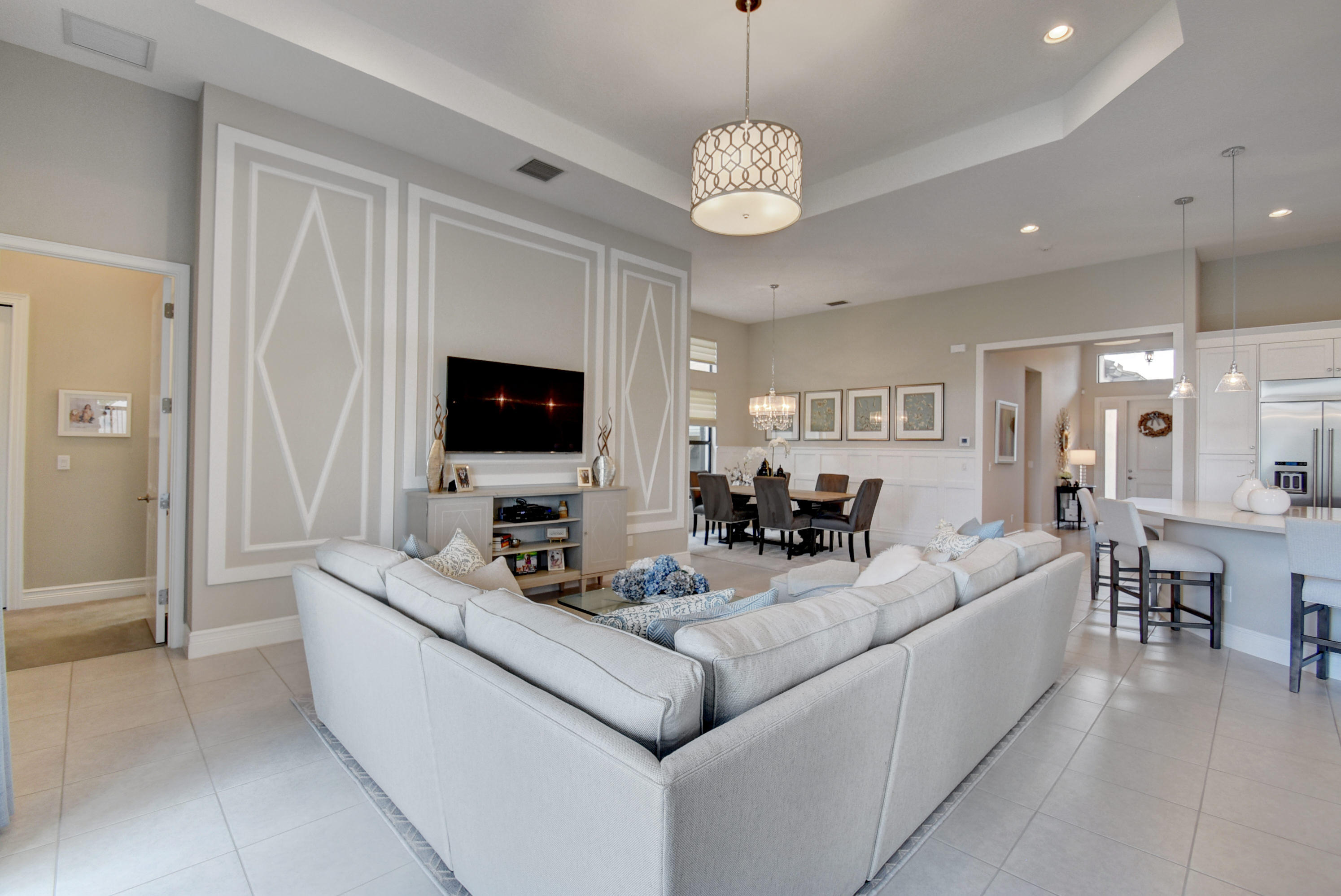 9494 Eden Roc Court Delray Beach, FL 33446 - Photo 9 of 33 Family Room - 2