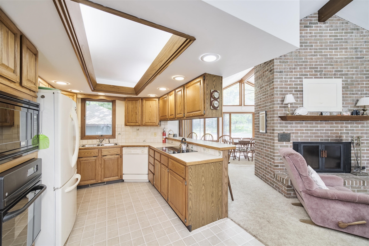 2521 Crescent Beach Road Manistee, MI 49660 - Photo 10 of 72