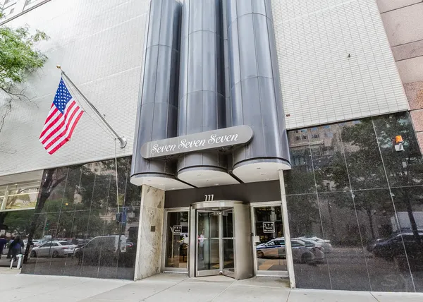 $219,900 | 777 North Michigan Avenue, Unit 1307, Chicago, IL 60611