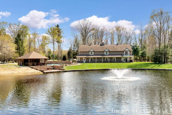 $1,595,900 | 16159 Ferris Street, Grand Haven, MI 49417