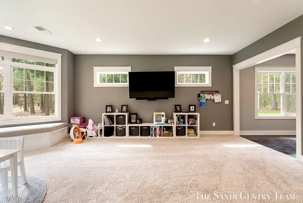 $1,595,900 | 16159 Ferris Street, Grand Haven, MI 49417