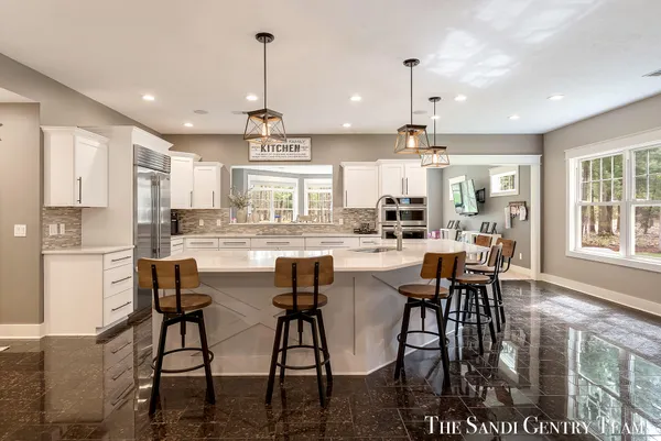 $1,595,900 | 16159 Ferris Street, Grand Haven, MI 49417