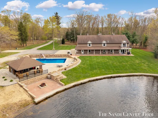 $1,595,900 | 16159 Ferris Street, Grand Haven, MI 49417