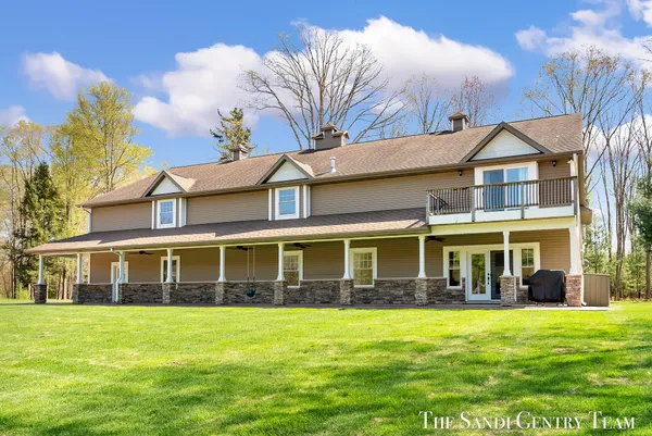 $1,595,900 | 16159 Ferris Street, Grand Haven, MI 49417