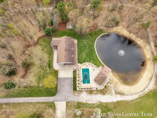 $1,595,900 | 16159 Ferris Street, Grand Haven, MI 49417