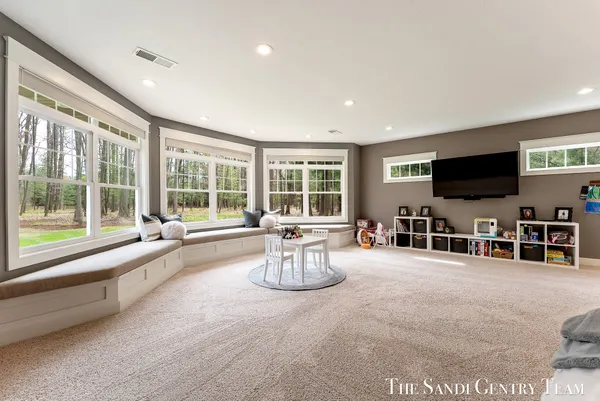 $1,595,900 | 16159 Ferris Street, Grand Haven, MI 49417