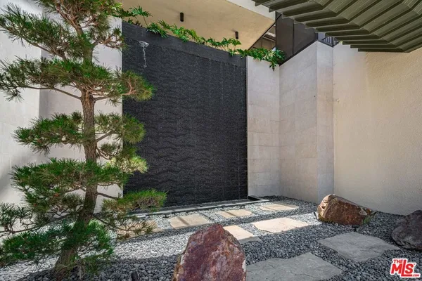 $9,130 | 2340 Century, Los Angeles, CA 90067