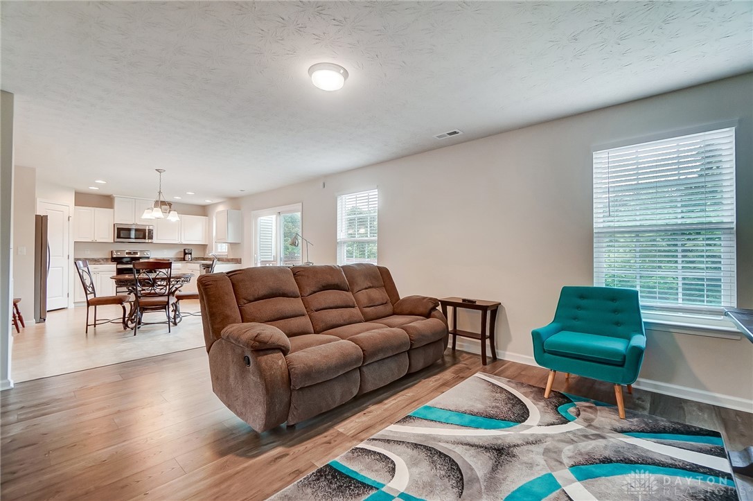 2908 Ridge View Court Xenia, OH 45385 - Photo 11 of 39 Gallery Image 11