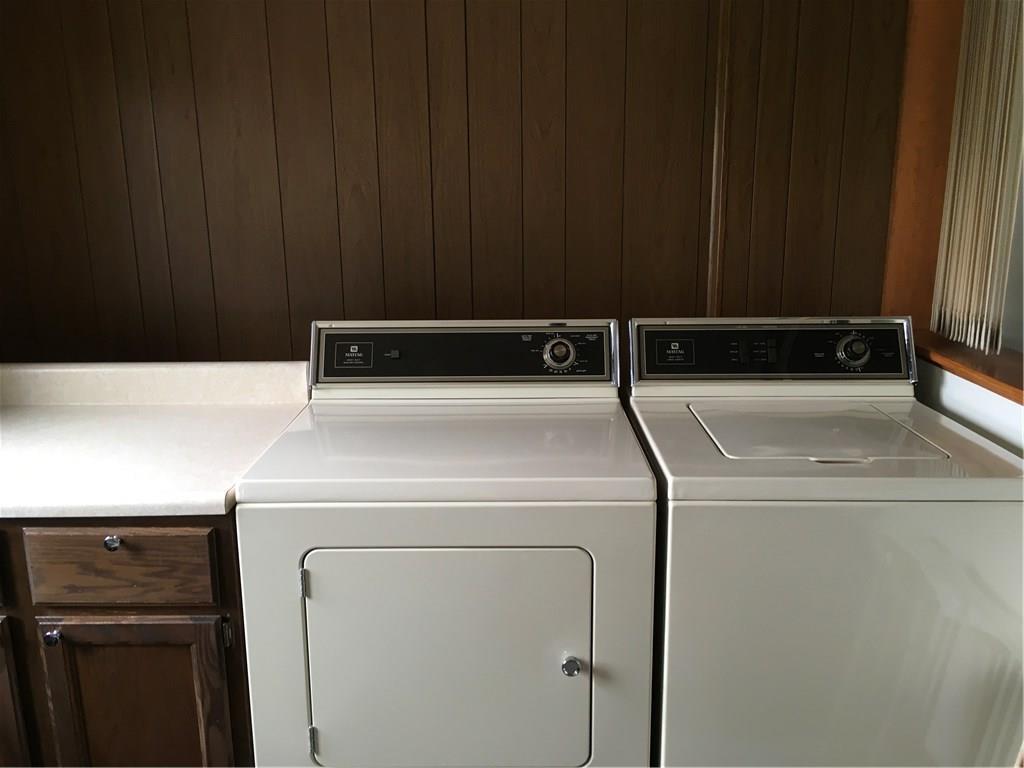 752 Gardiner Road Wales, ME 04280 - Photo 10 of 16 Laundry room
