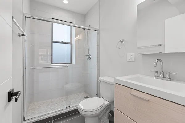$2,300 | 1548 West Juneway Terrace, Unit 3B, Chicago, IL 60626