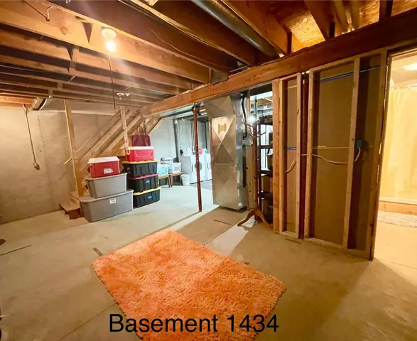 $439,900 | 1434 Glenview Lane, Little Chute, WI 54140