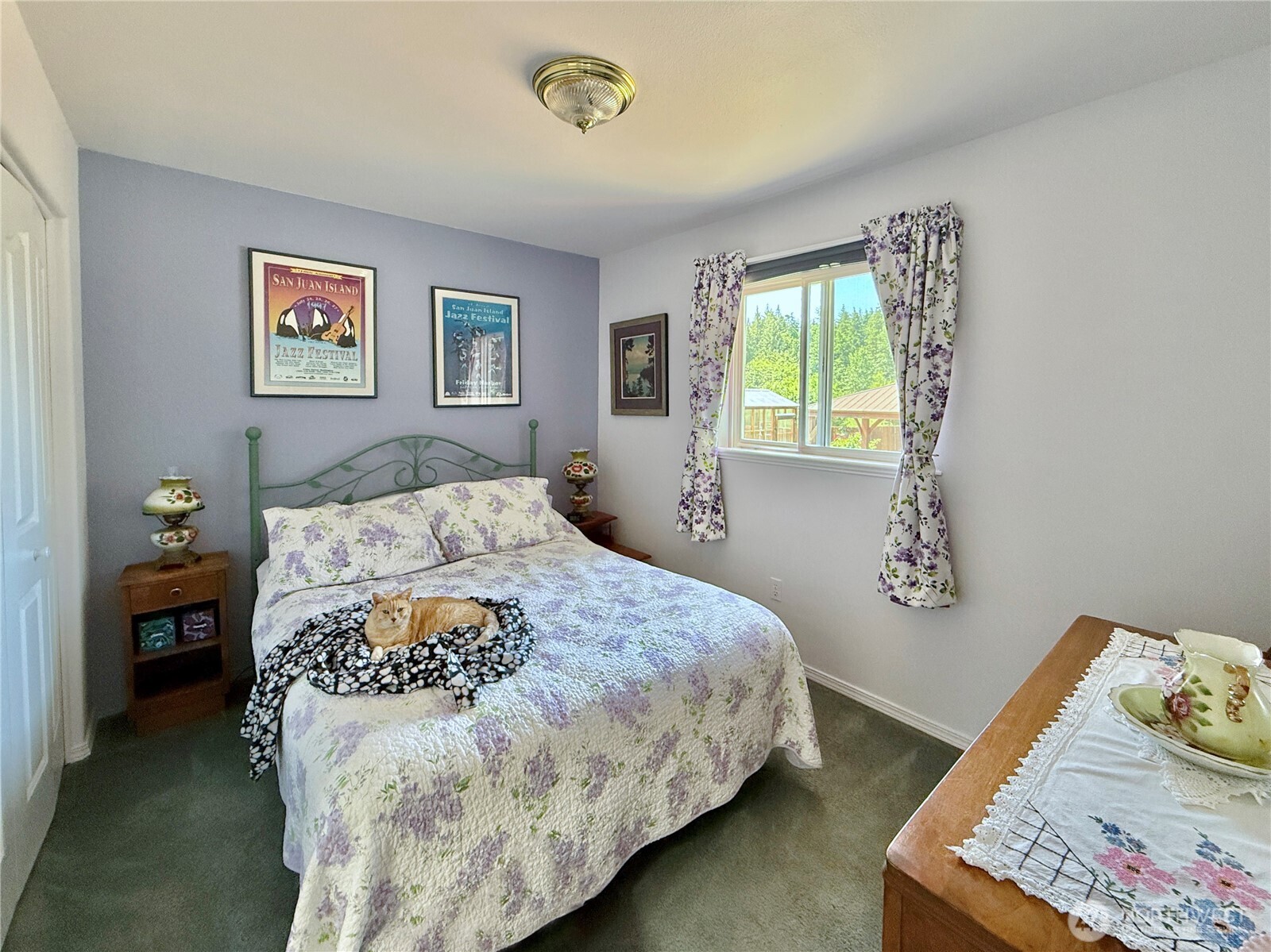 10 Davenhill Lane Sequim, WA 98382 - Photo 24 of 39 a bedroom with a bed and a window