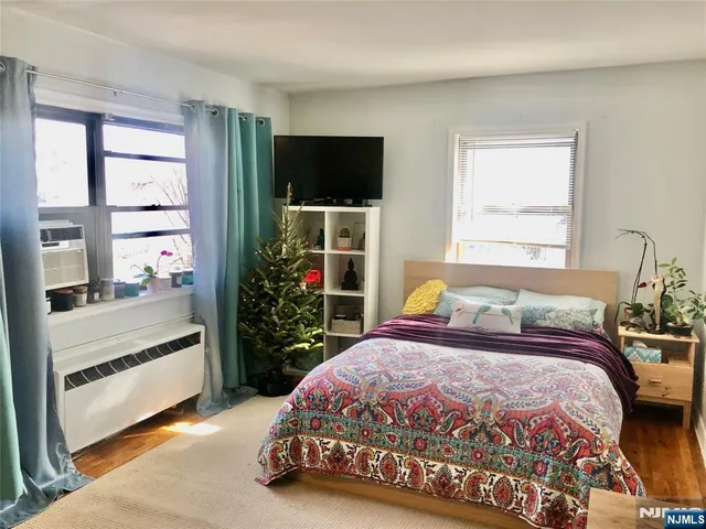 $1,450 | 400 Fairview Avenue, Unit 4J, Fort Lee, NJ 07024