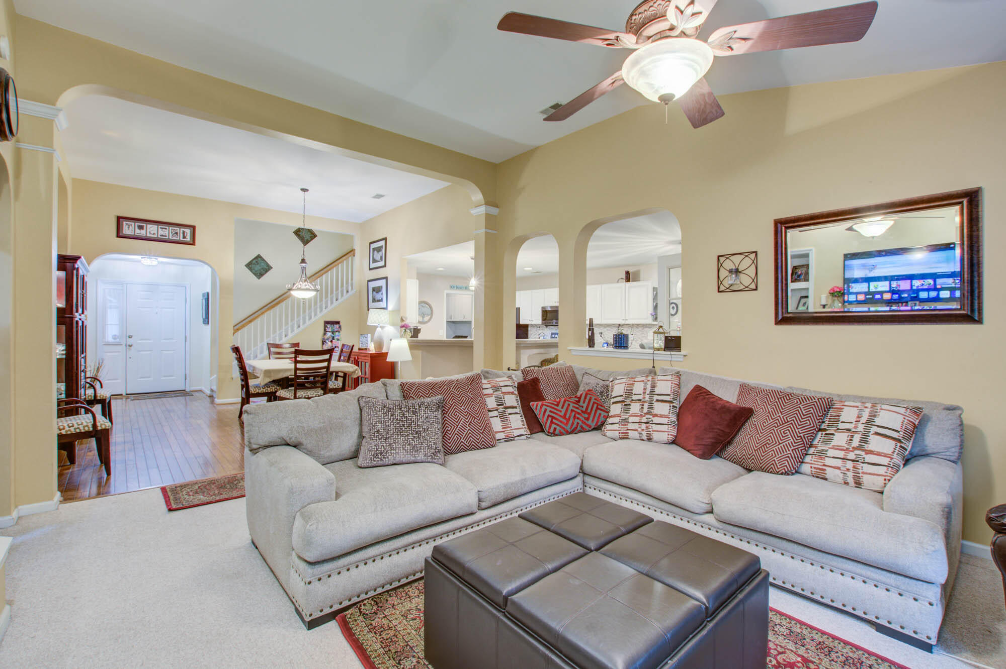 562 Pointe Of Oaks Road Summerville, SC 29485 - Photo 9 of 42 562 (8)