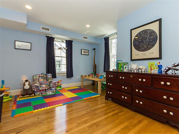 22 Cross Street Boston, MA 02129 - Photo 14 of 24