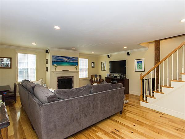 22 Cross Street Boston, MA 02129 - Photo 2 of 24