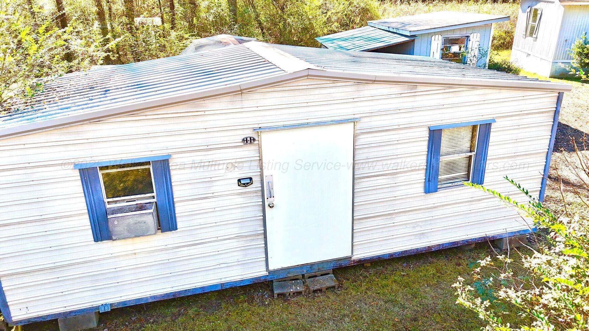 695 Russell Dairy Road Jasper, AL 35503 - Photo 35 of 36 Shed
