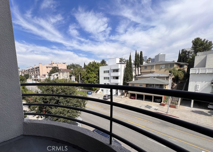 1617 South Beverly Glen Boulevard, Unit 303 Los Angeles, CA 90024 - Photo 50 of 55 a view of city from a balcony