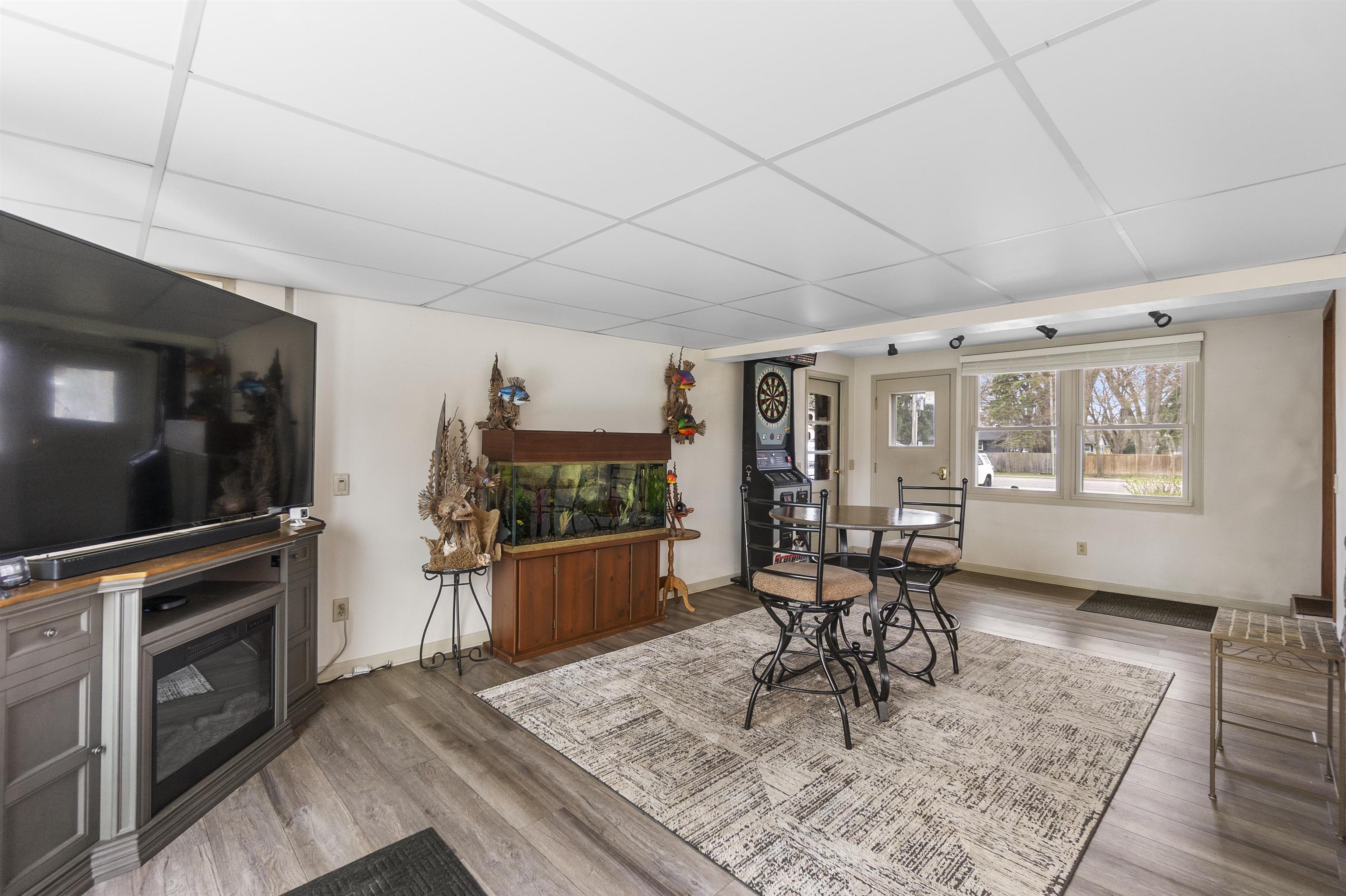 W156N9742 Pilgrim Road Germantown, WI 53022 - Photo 18 of 33