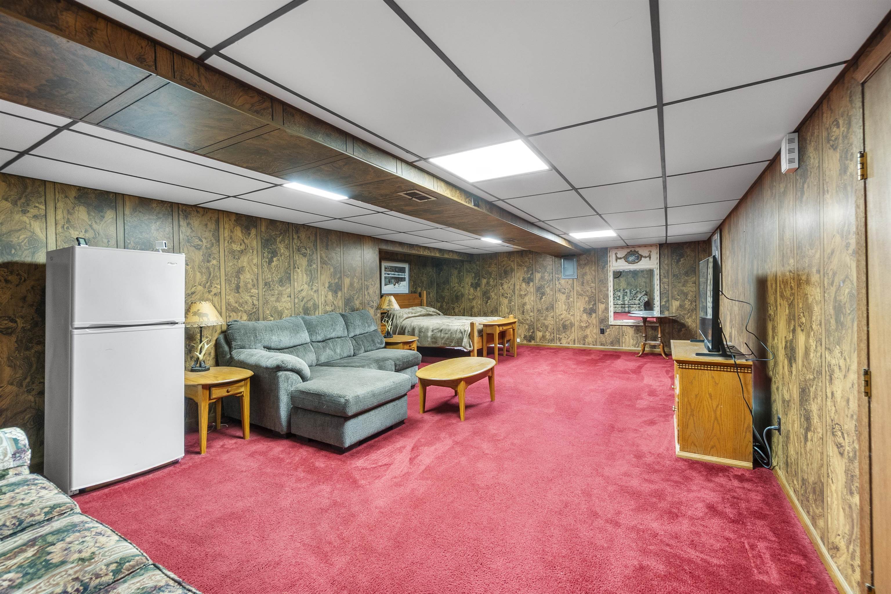 W156N9742 Pilgrim Road Germantown, WI 53022 - Photo 21 of 33