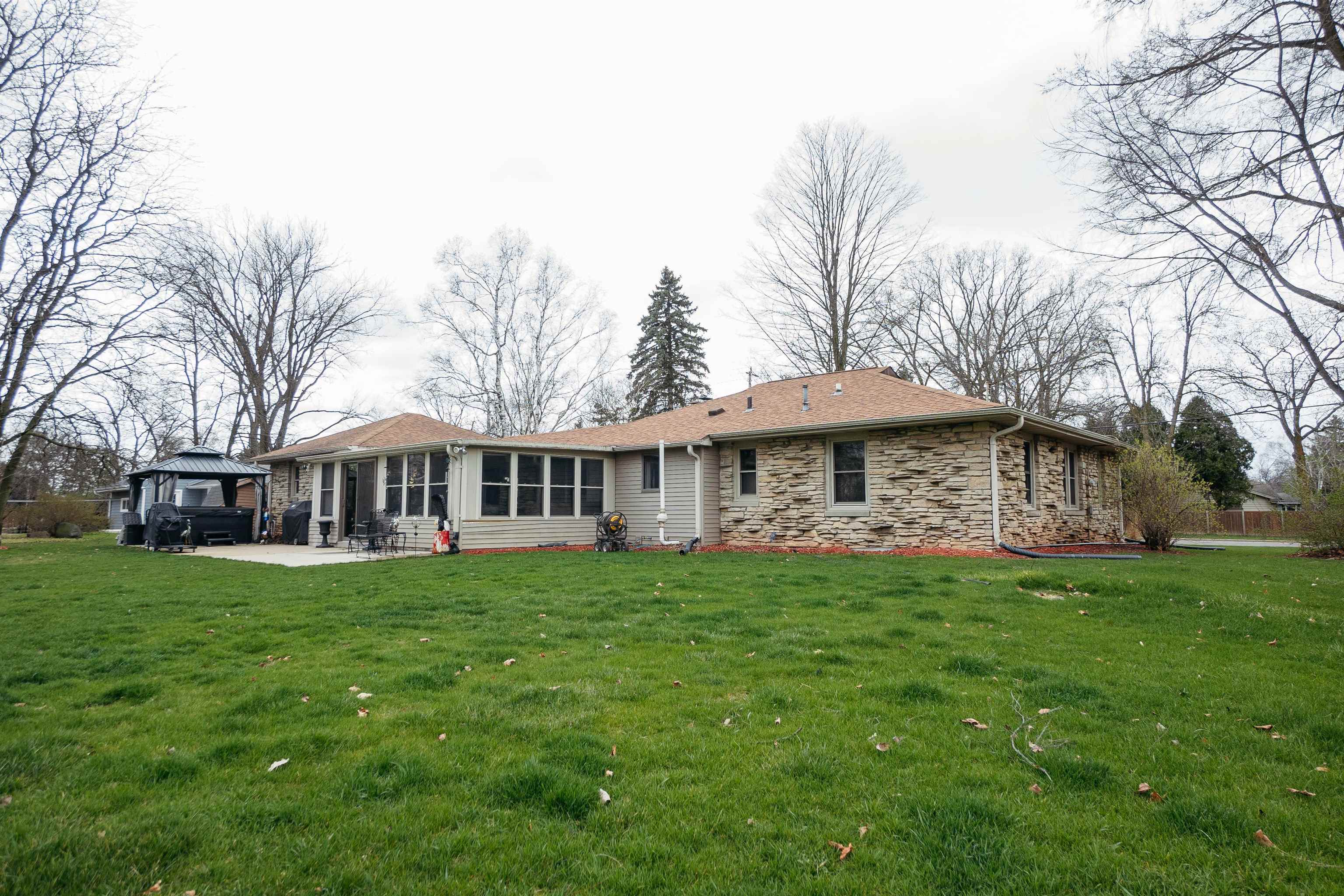 W156N9742 Pilgrim Road Germantown, WI 53022 - Photo 24 of 33