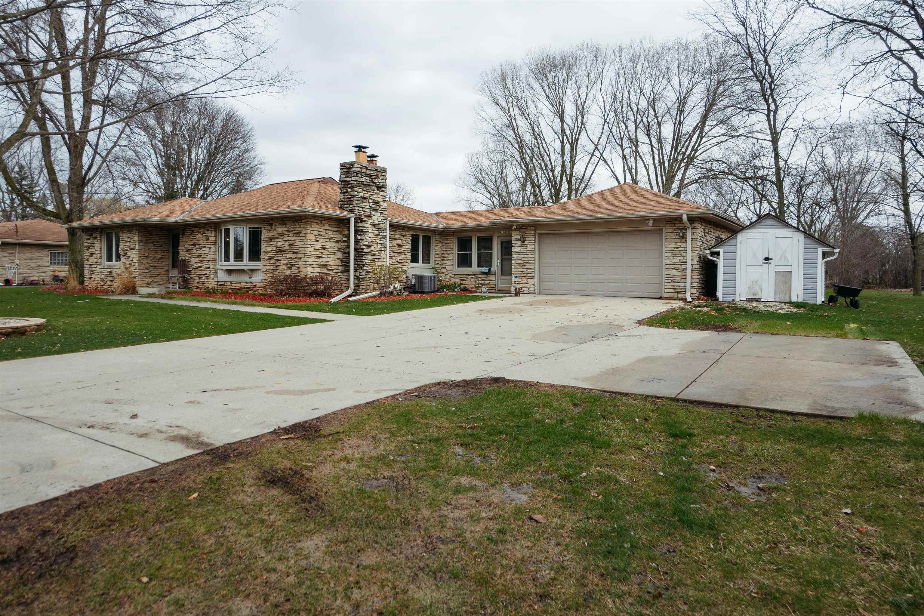 W156N9742 Pilgrim Road Germantown, WI 53022 - Photo 29 of 33