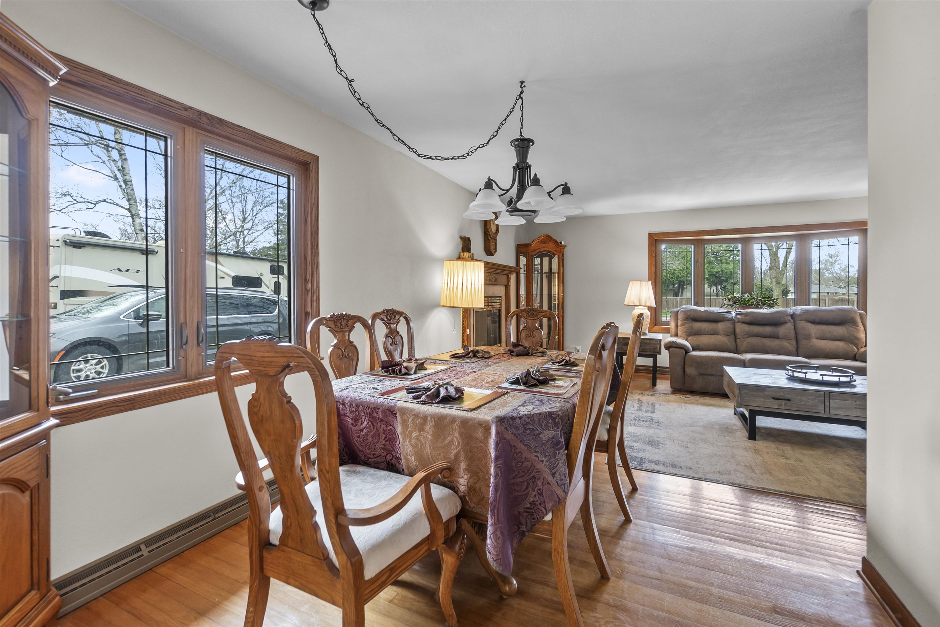 W156N9742 Pilgrim Road Germantown, WI 53022 - Photo 5 of 33