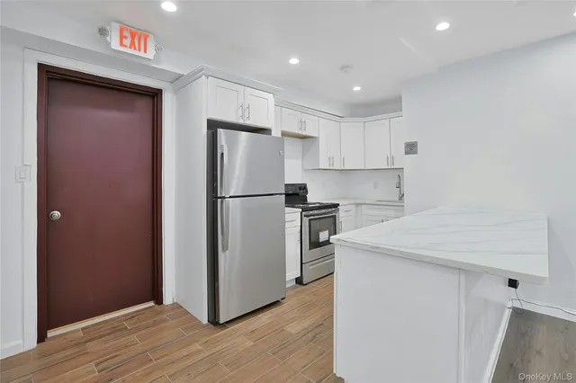$155,000 | 2545 Sedgwick Avenue, Unit 3 | Fordham Manor
