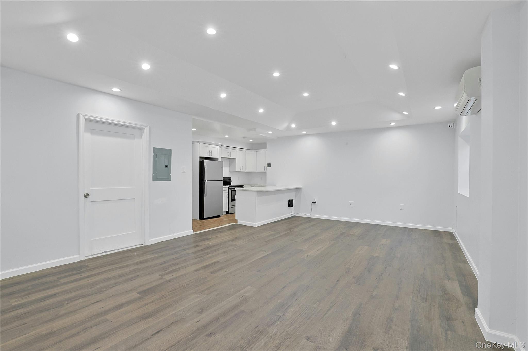 2545 Sedgwick Avenue, Unit 3 Bronx, NY 10468 - Photo 10 of 15 Community Room View 4 Great for entertaining